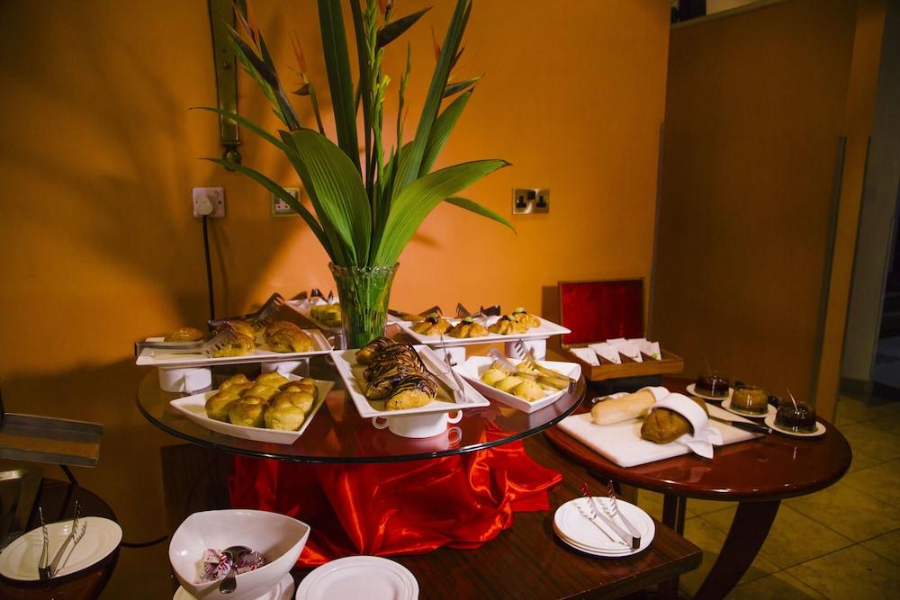 Boma Inn Nairobi Exteriör bild